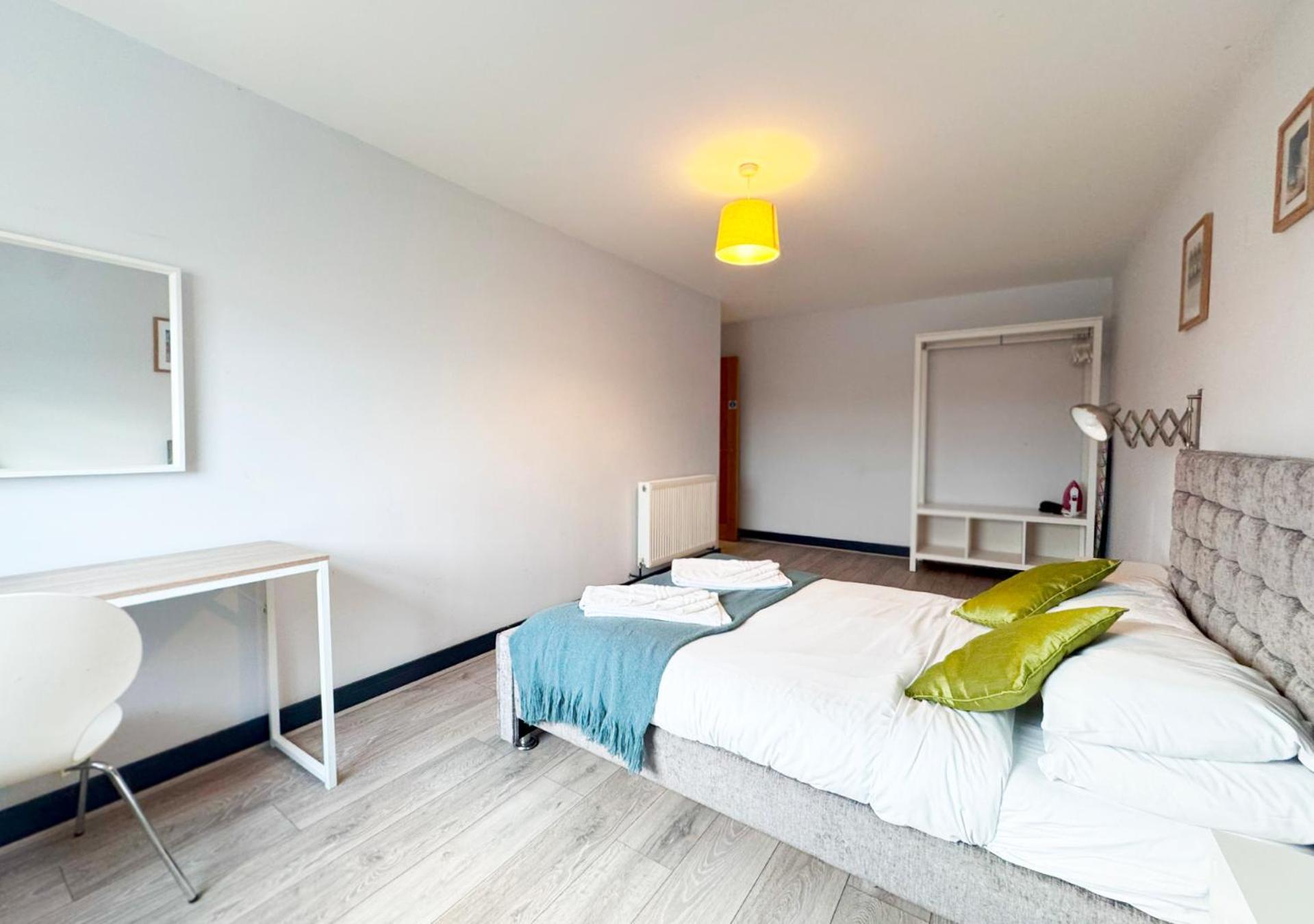 The Sunset Apartment - Margate Beach - By Goldex Coastal Breaks Bagian luar foto
