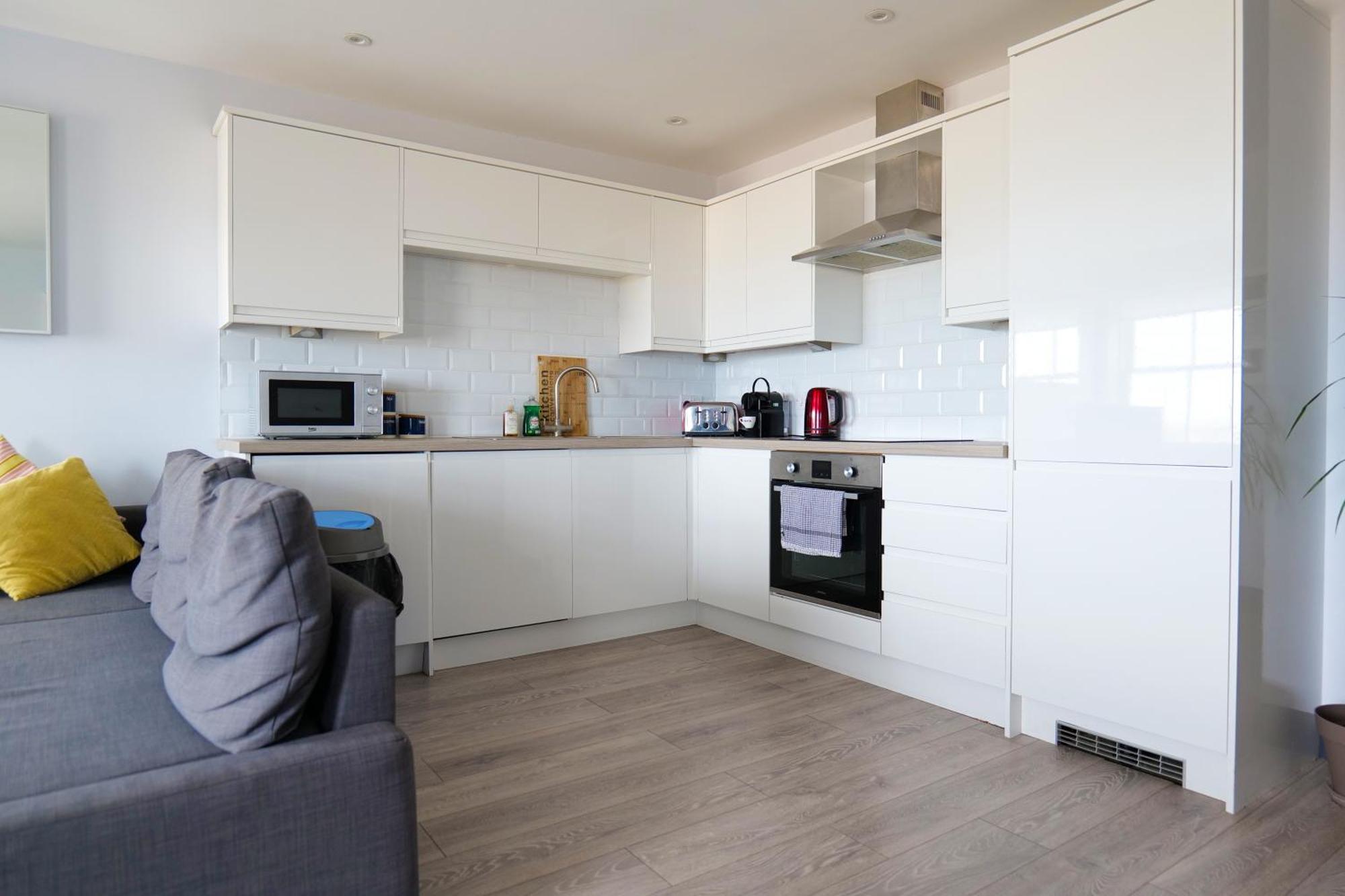 The Sunset Apartment - Margate Beach - By Goldex Coastal Breaks Bagian luar foto